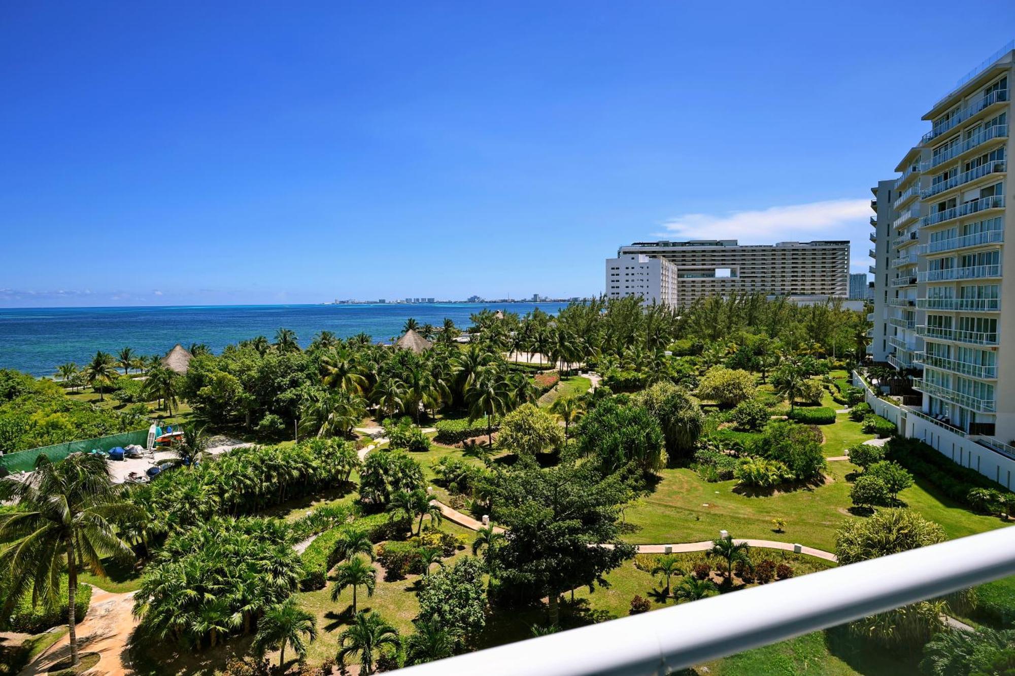 Beachfront Apartment Blue Vista Cancun Luaran gambar