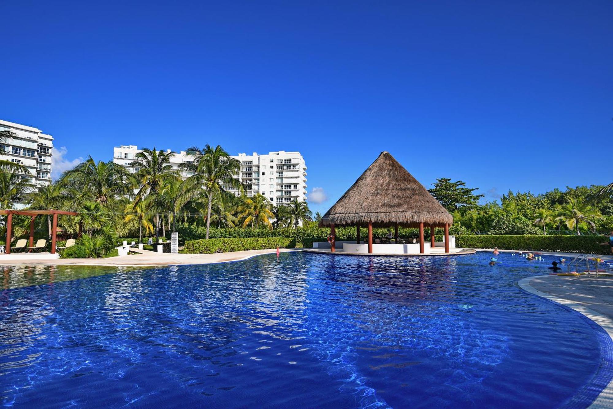Beachfront Apartment Blue Vista Cancun Luaran gambar